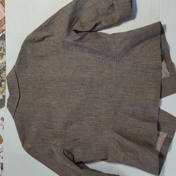 Zozo beige short blazer - Picture 8 of 12